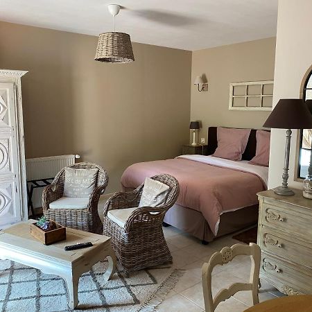 Chambres D Hotes La Suite Du 12 Brie  Exteriér fotografie